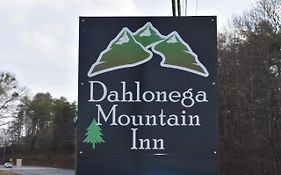 Dahlonega Mountain Inn